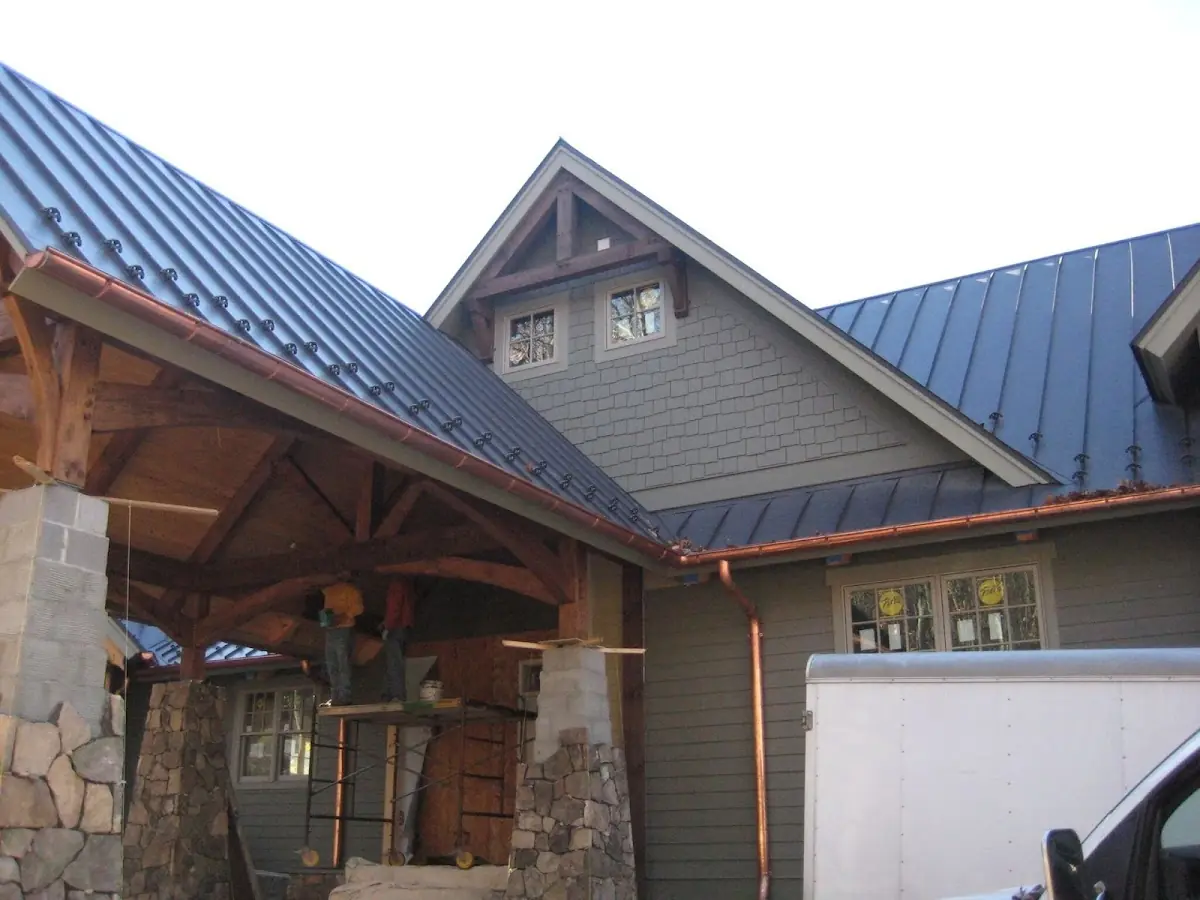 Craftsman Roofing team delivering quality roofing work in Imperial Lakes